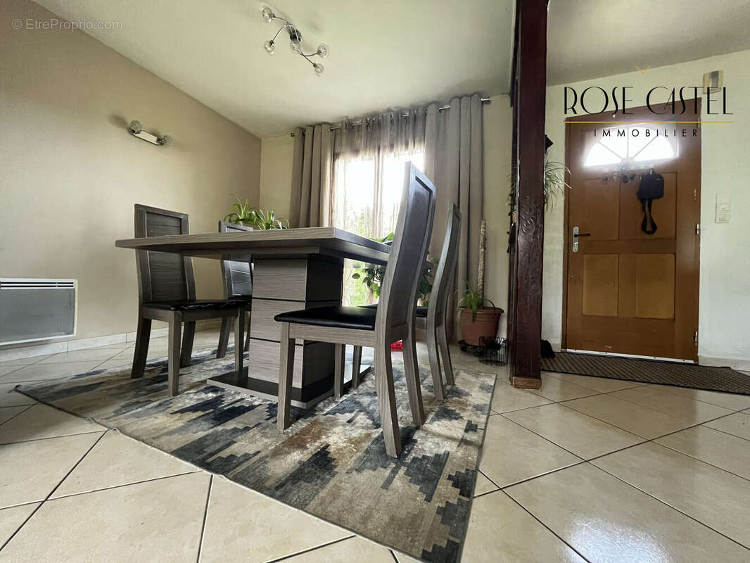 Maison à MAINVILLIERS