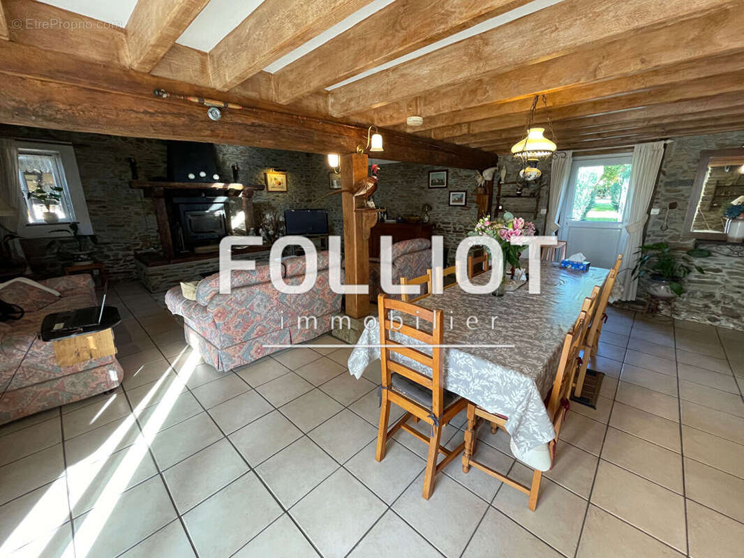 A VENDRE Maison Tirepied Sur Sée - photo 3