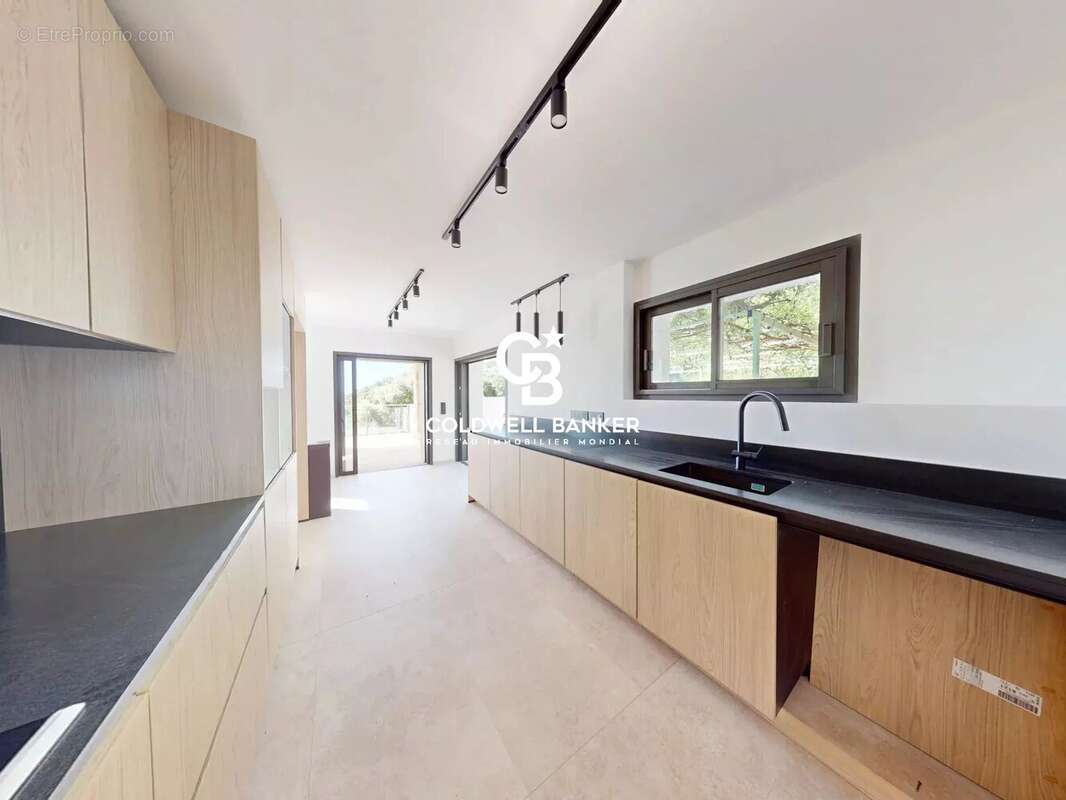 Maison à CAVALAIRE-SUR-MER