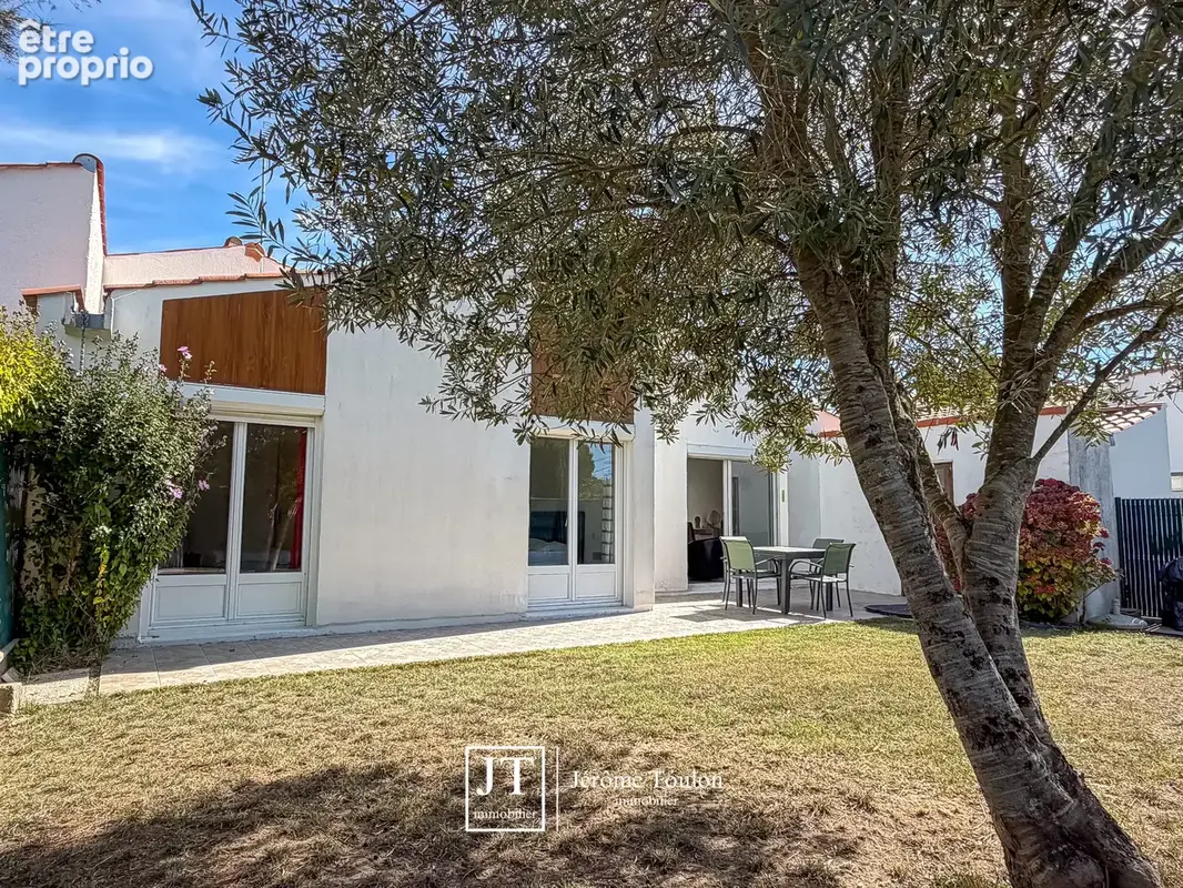 Photo Maison à Saint-Palais-Sur-Mer au prix de 310 700€