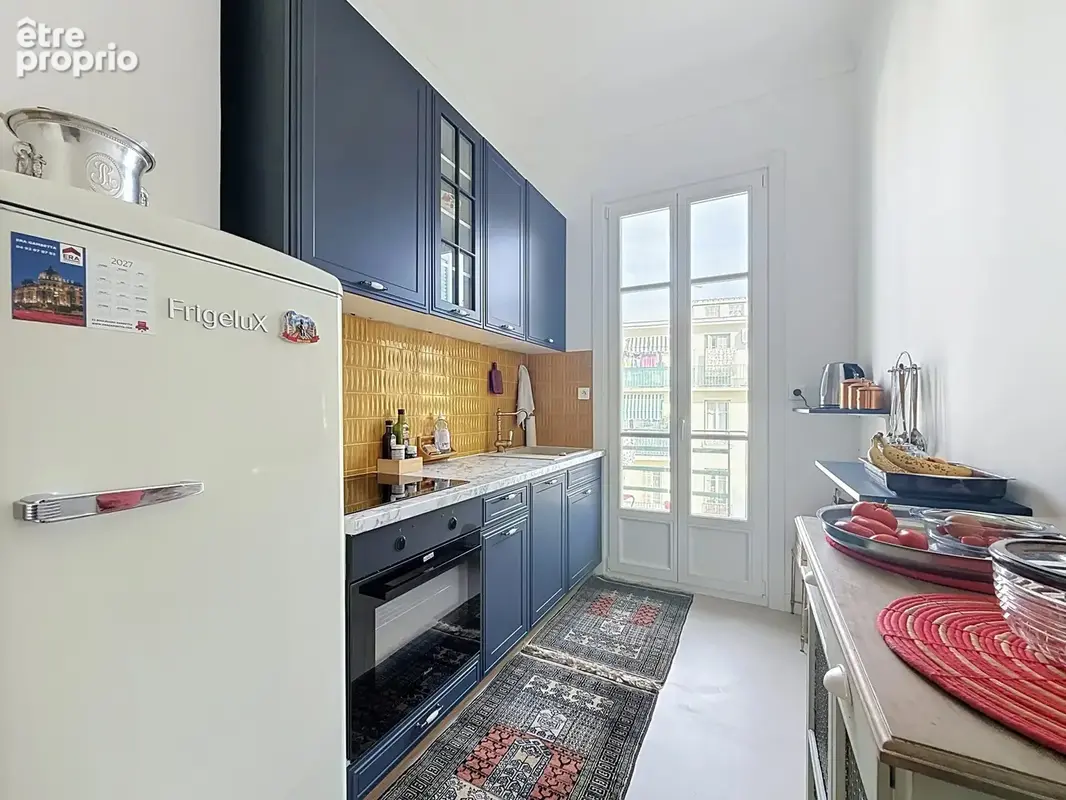 F2 nice - libération - balcon - rénové - photo 9