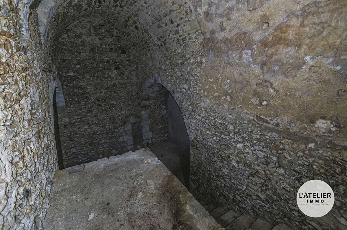 Maison à CHIGNY-LES-ROSES