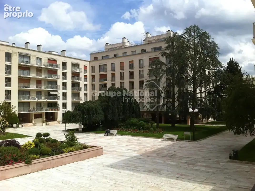Appartement dernier étage Versailles 4 pièce(s) 101 m2 + 2 balcon - photo 17