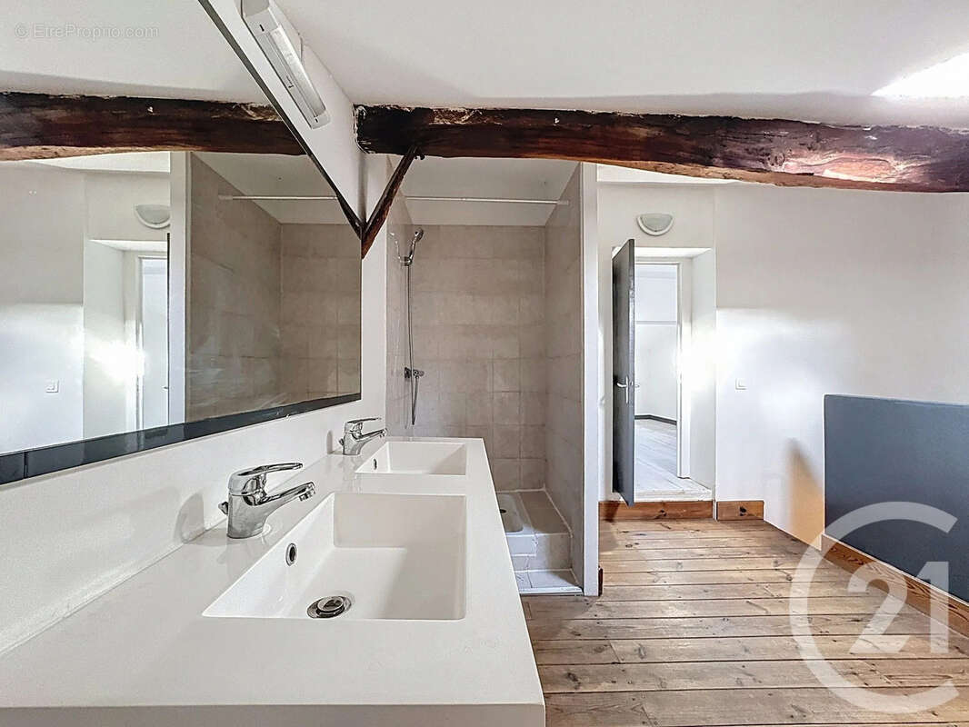 Appartement à TRETS