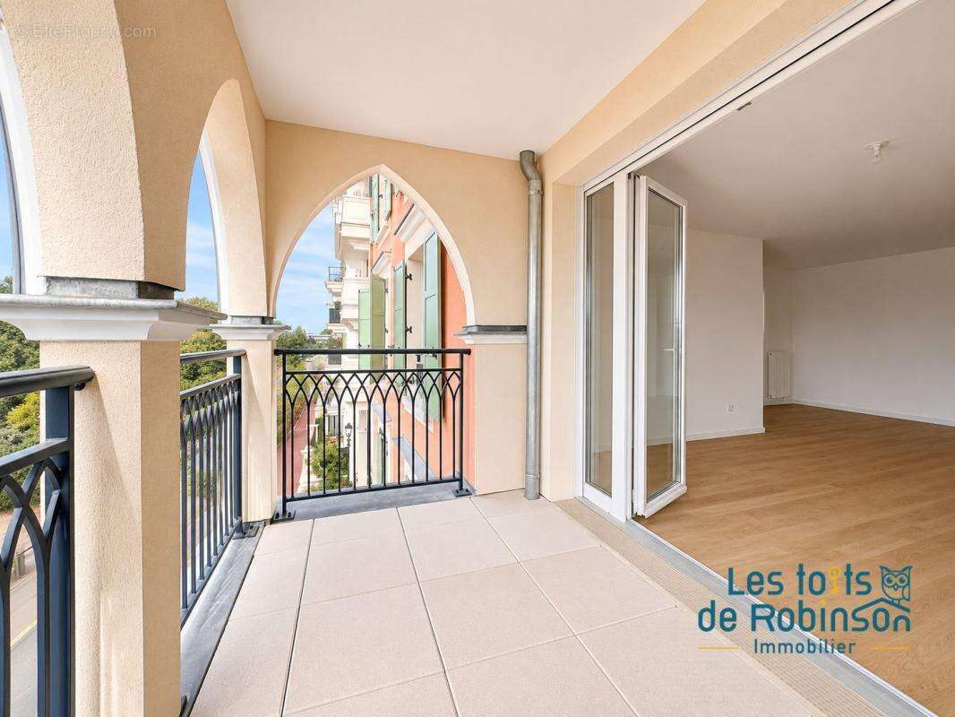 Appartement à LE PLESSIS-ROBINSON