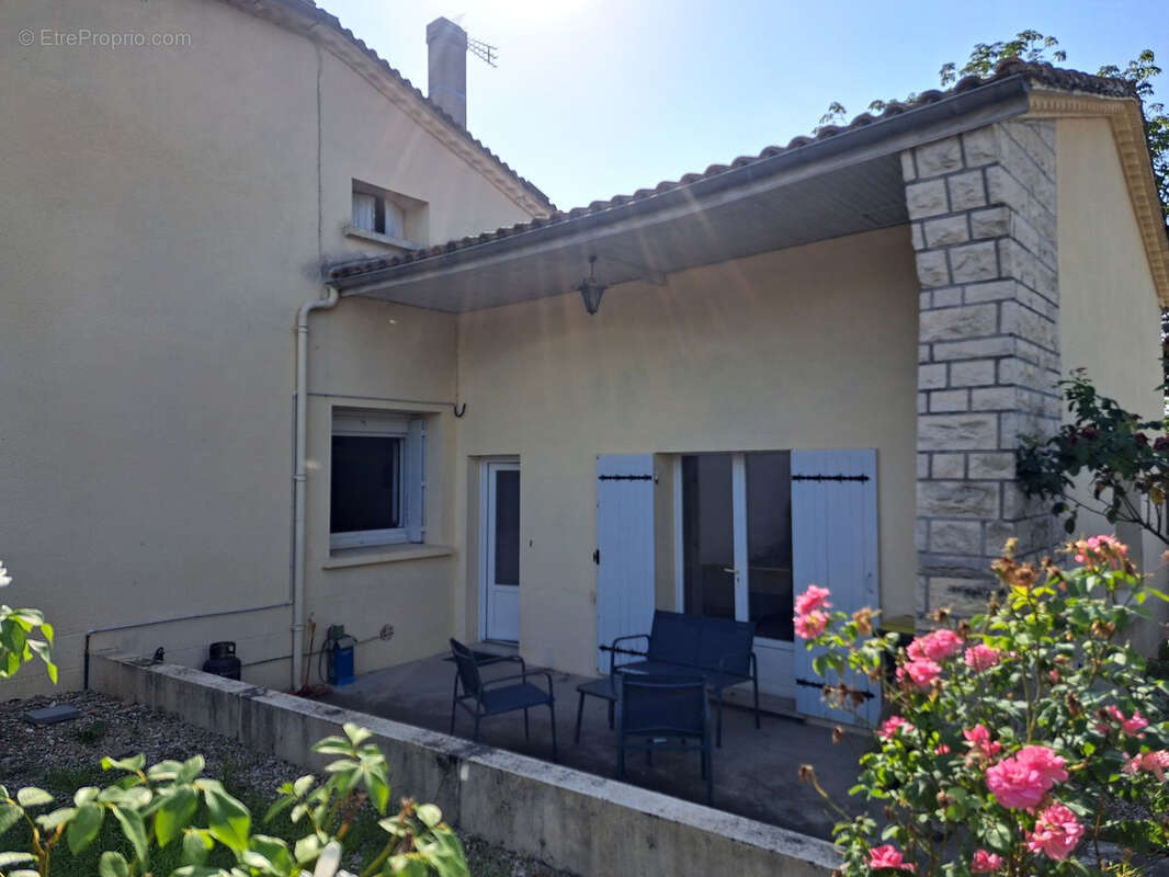 Maison à SAINT-MACAIRE