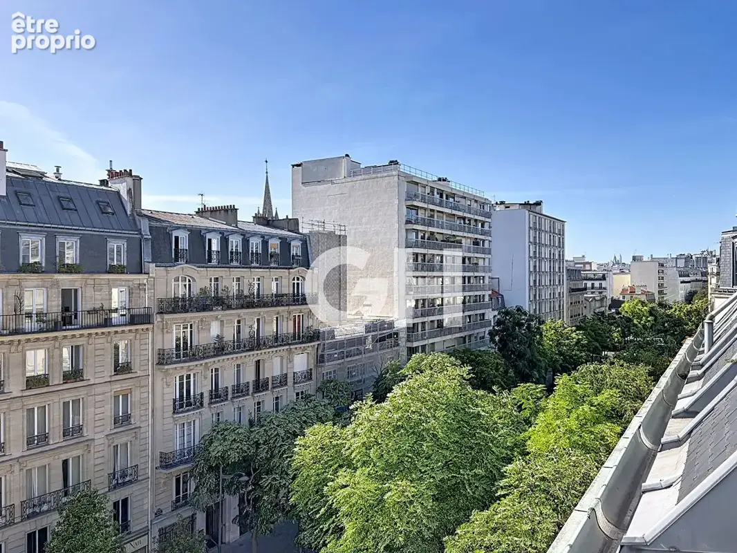 Appartement à PARIS-11E