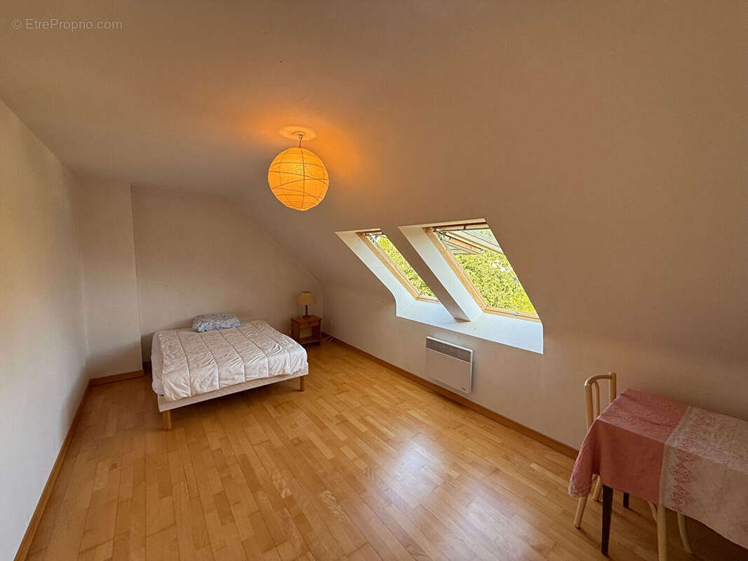 A vendre. CARANTEC. Grande maison entre bourg et port. - photo 12