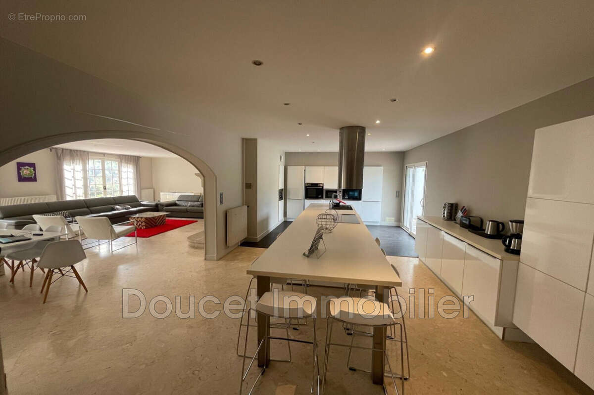 Maison à MURVIEL-LES-BEZIERS