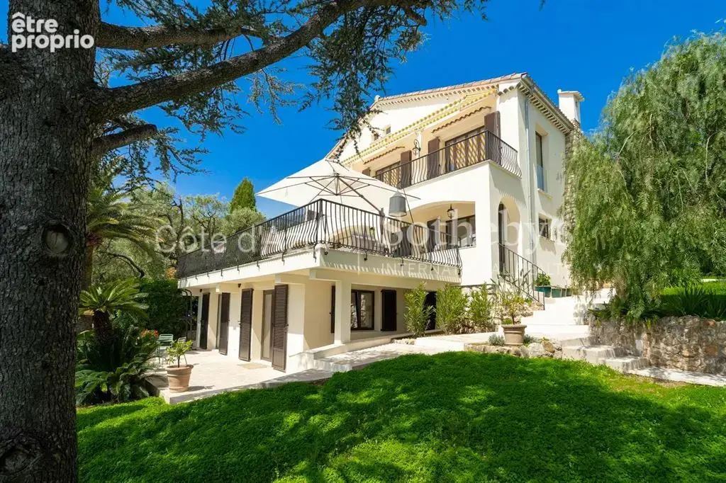 Roquebrune Cap Martin Pinella, villa rénovée avec vue mer à 10 minutes de Monaco - photo 3
