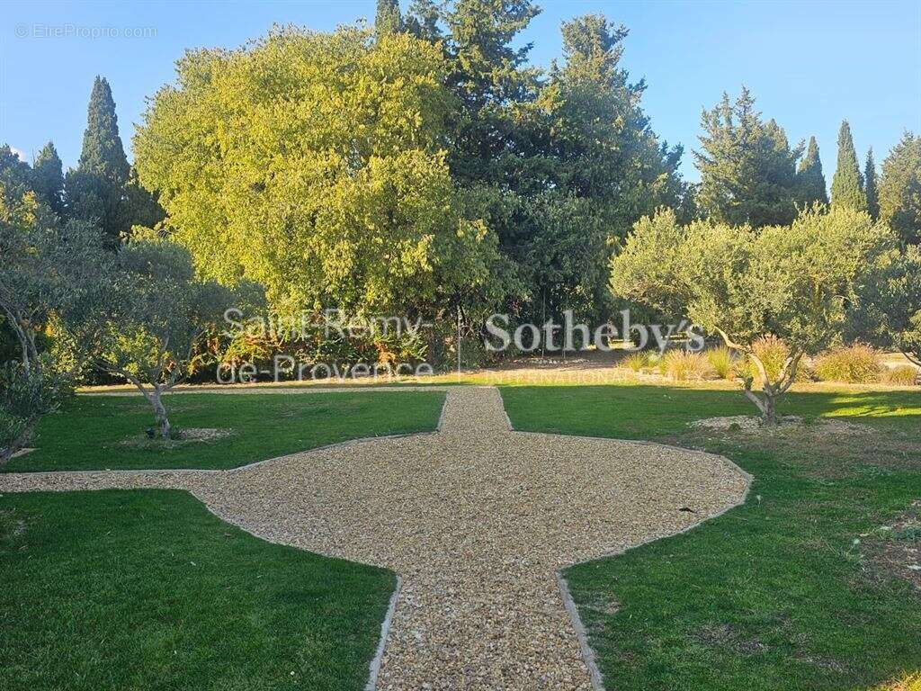 Maison à SAINT-REMY-DE-PROVENCE