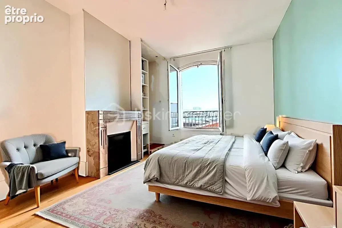Trois pieces dernier etage, soleil, vue degagee - photo 11