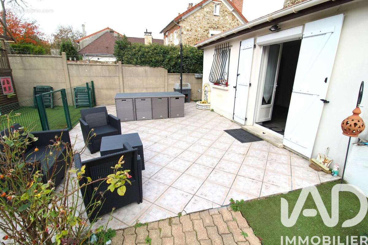 Photo 3 - Maison à VILLENEUVE-LE-ROI