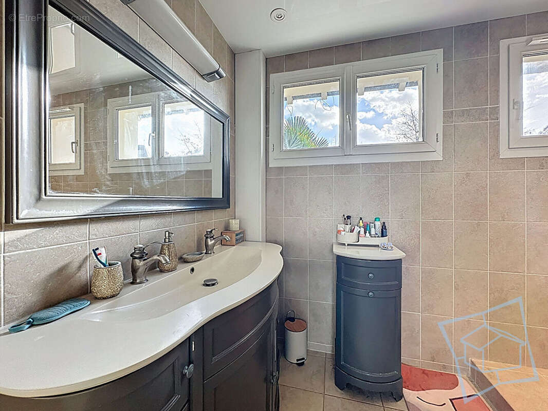 Maison à CERNAY-LA-VILLE