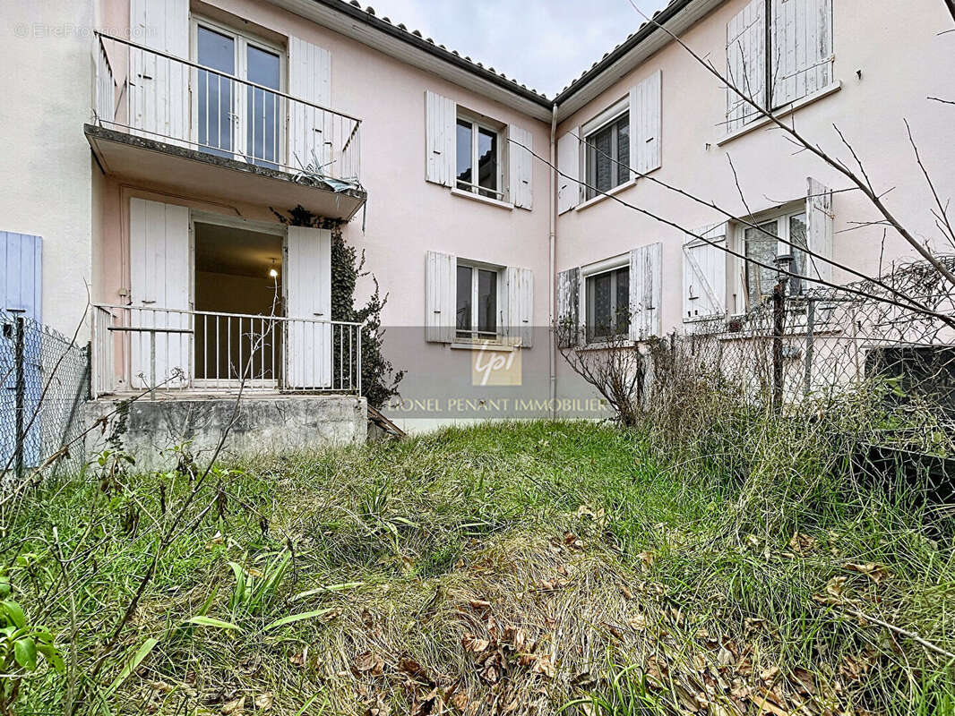 Maison à SAINT-PAUL-TROIS-CHATEAUX