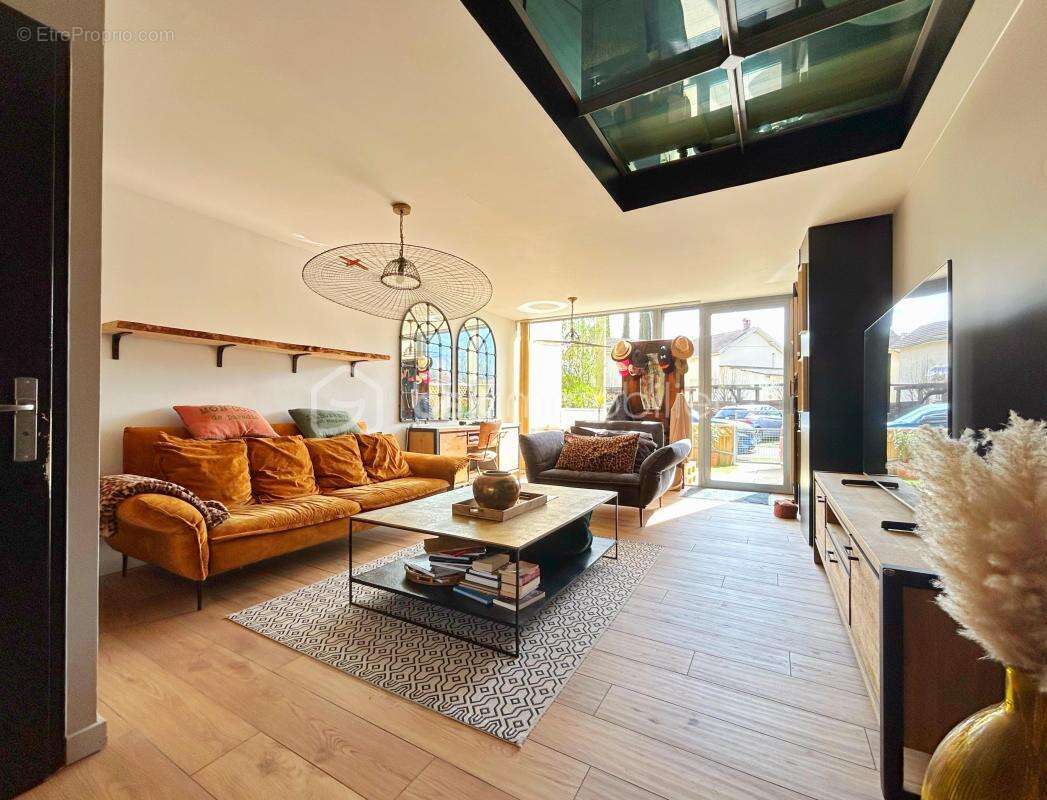 Appartement à CLAIX