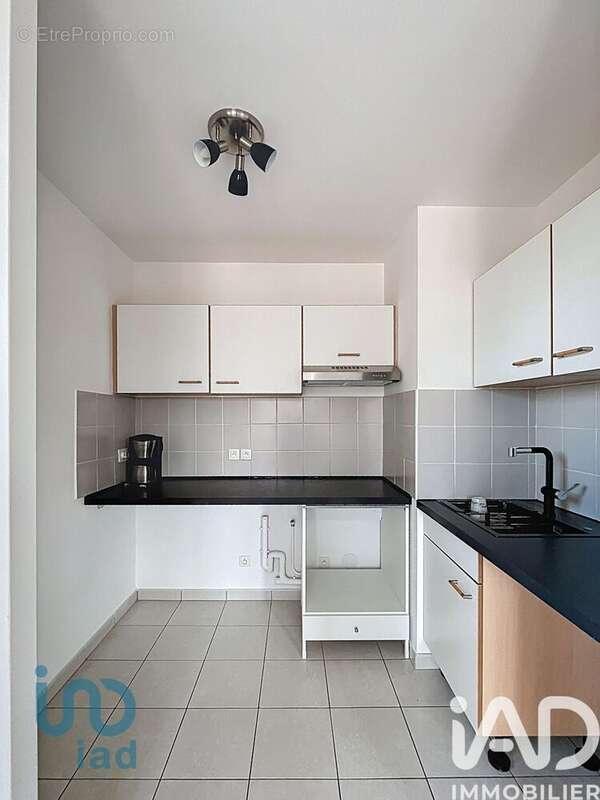 Photo 3 - Appartement à SAVIGNY-LE-TEMPLE