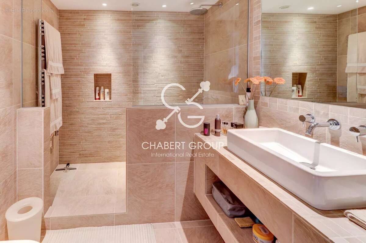 Appartement à VILLEFRANCHE-SUR-MER