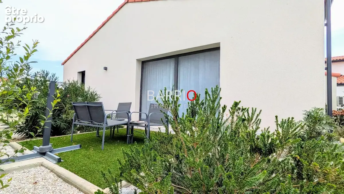 Maison 77 m² à Laroque-Des-Alberes  - photo 2