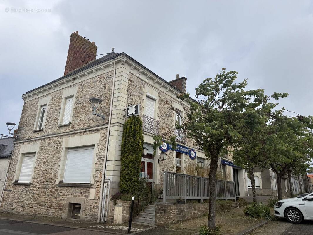 Maison à PLESSE