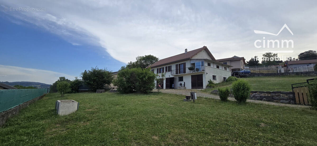 Maison à BIOL