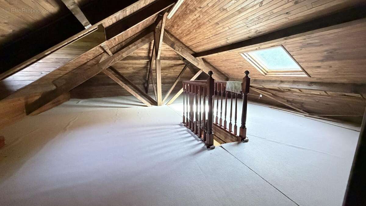 Maison à SAINT-MAUR-DES-FOSSES