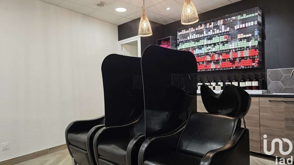 Photo 5 - Commerce à HEUDEBOUVILLE