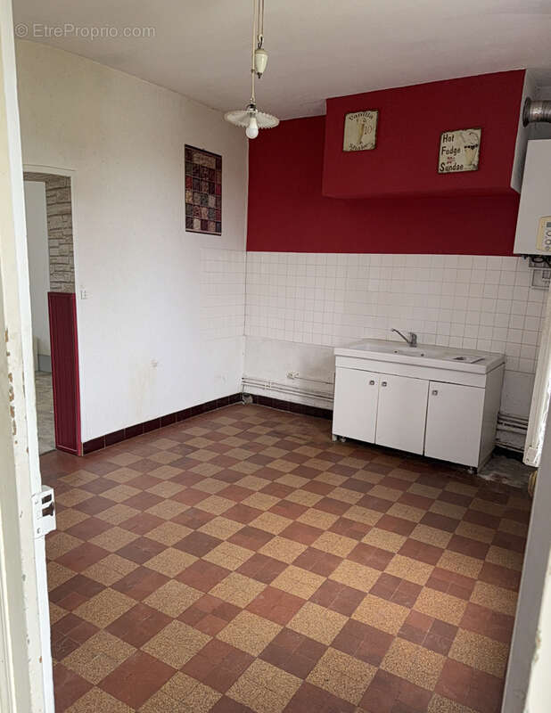 Maison à AVERMES
