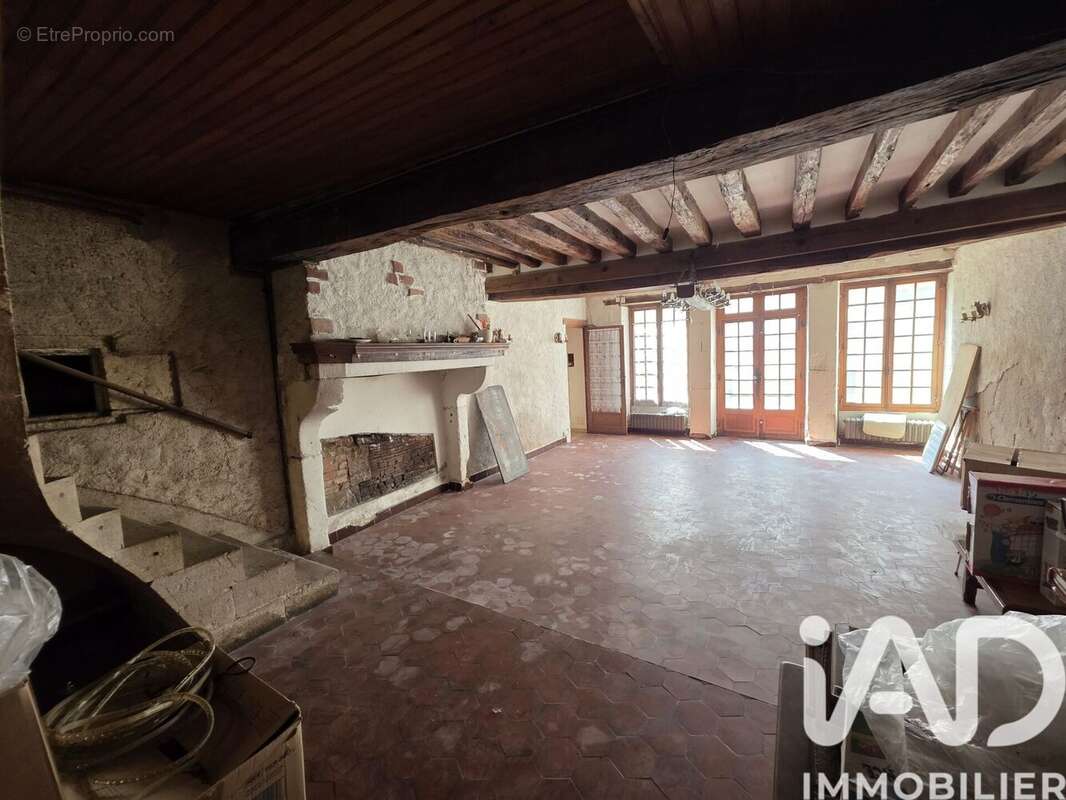 Maison 164 m² à Billy-Sur-Oisy  - photo 2
