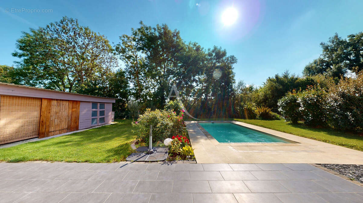 Maison à MAGNY-LE-HONGRE