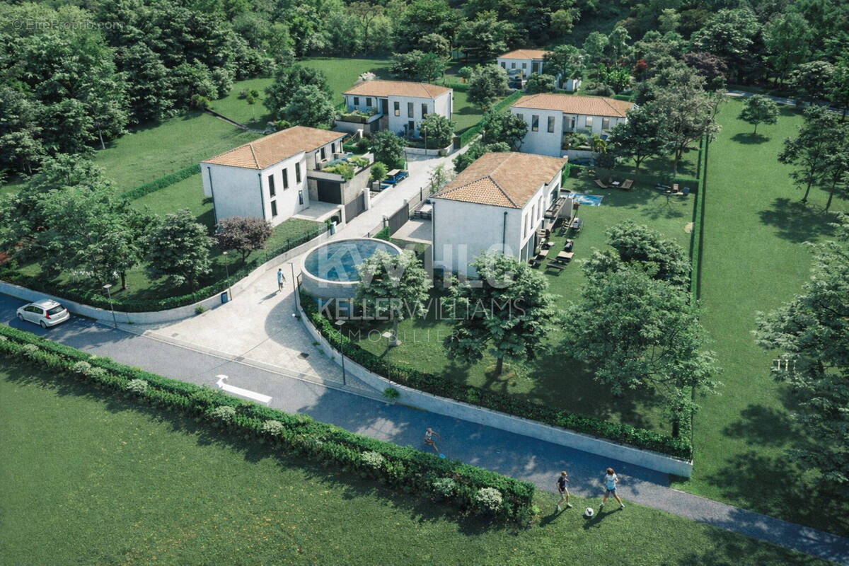 Maison à BIOT