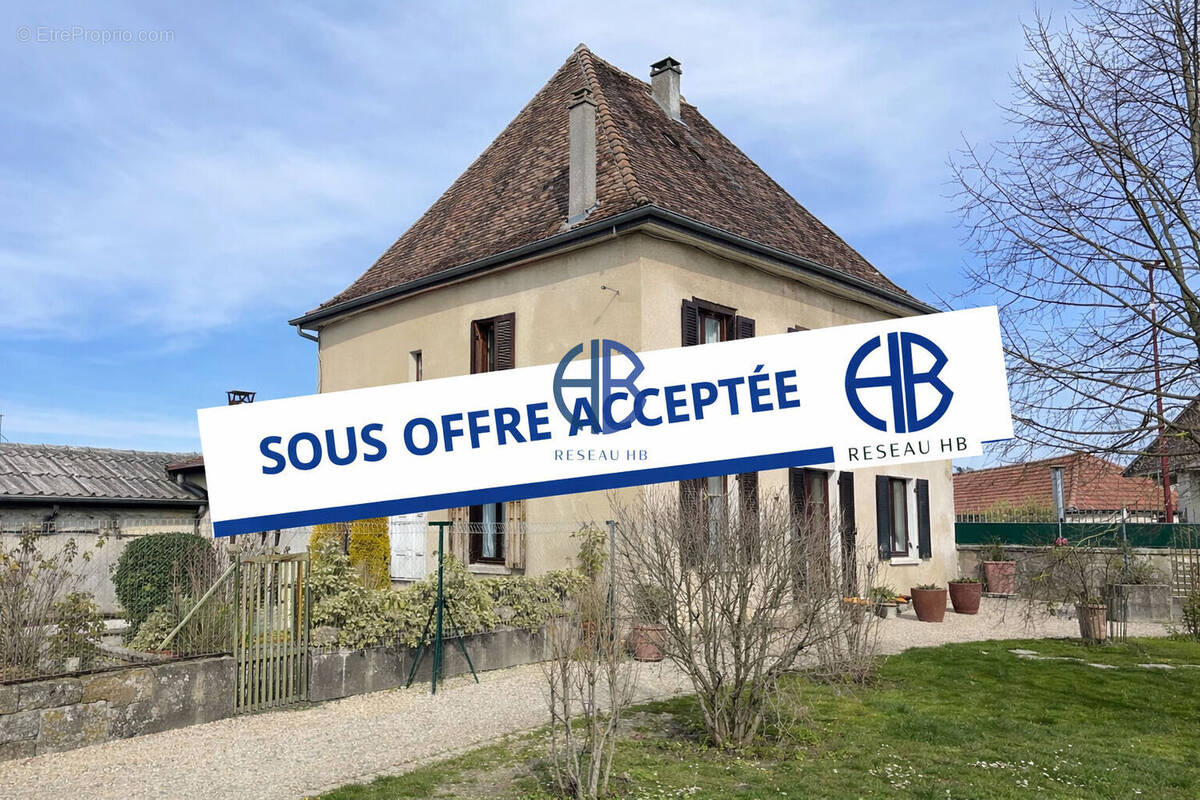 Maison à LES ABRETS