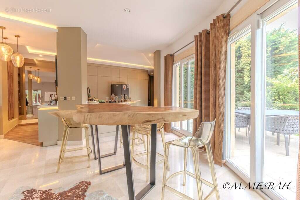 Maison à NOISY-LE-GRAND