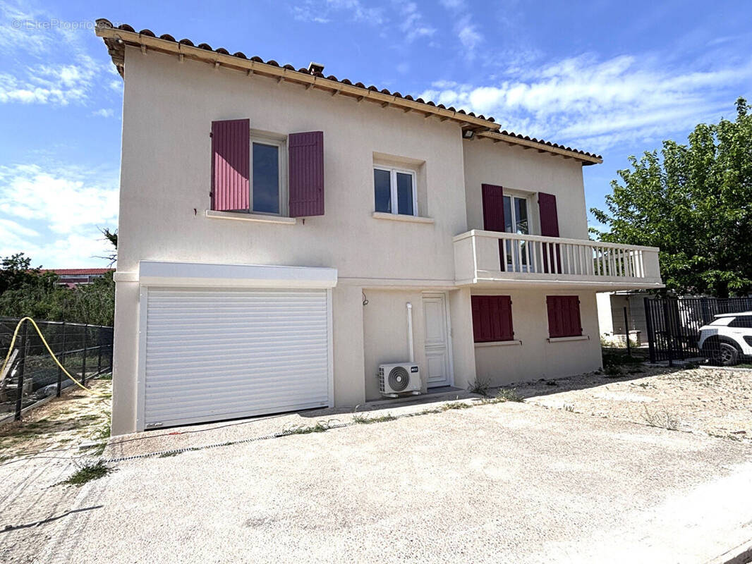 Maison à MALLEMORT