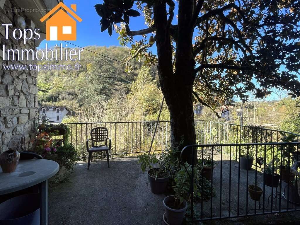 Appartement à VILLEFRANCHE-DE-ROUERGUE
