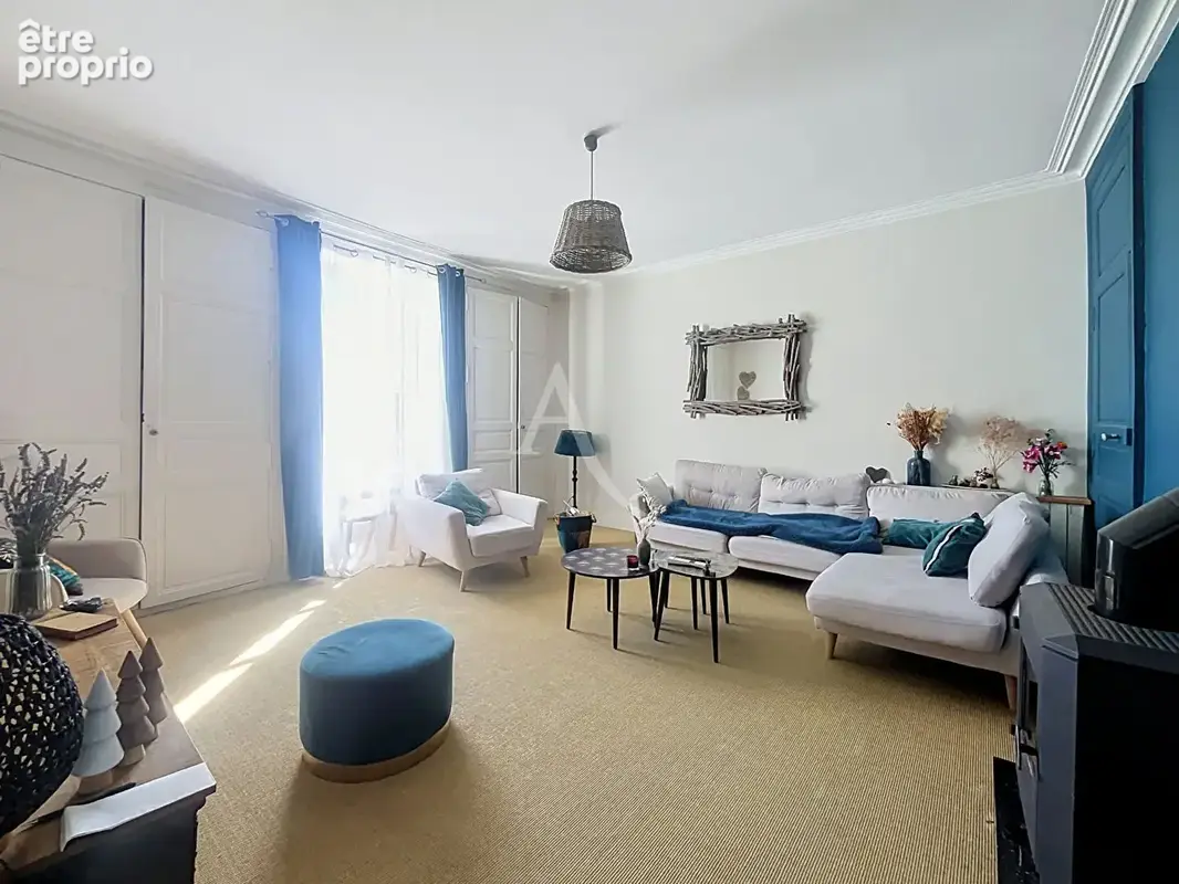 Maison de ville rénovée au coeur de Segré - photo 5