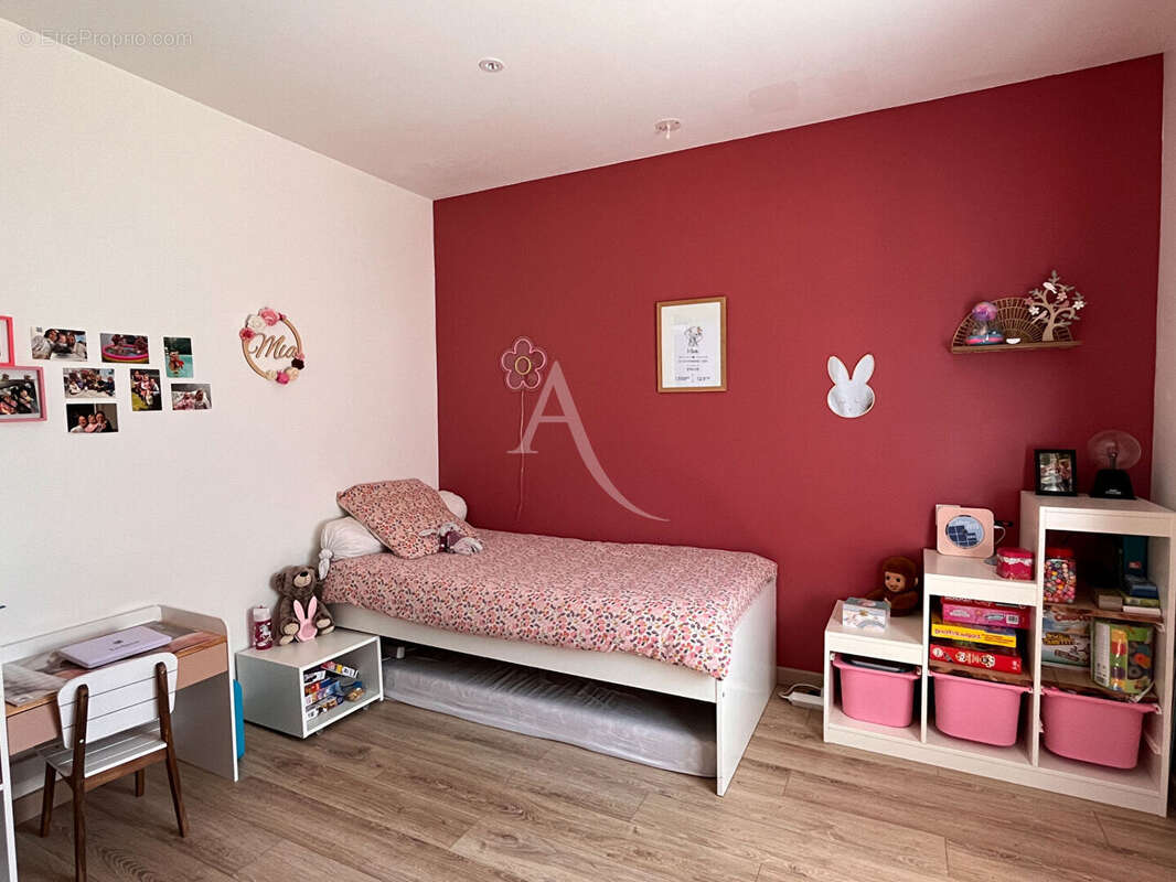 Maison 120 m² à Landeronde  - photo 5