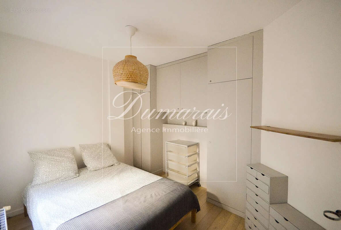 Appartement à PARIS-3E