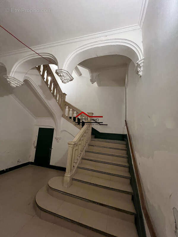 Appartement à NISSAN-LEZ-ENSERUNE