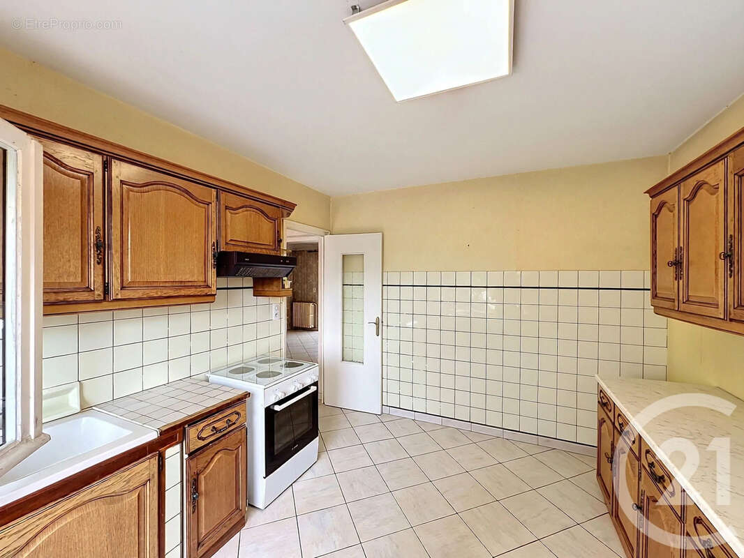 Maison 106 m² à Pavie  - photo 15