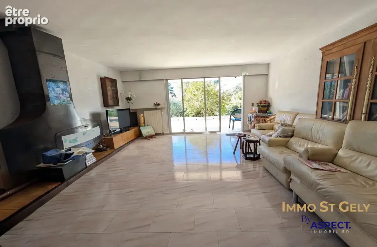 Maison 5 pièces 147 m² à vendre à Saint-Clement-De-Riviere (34980) - photo 3