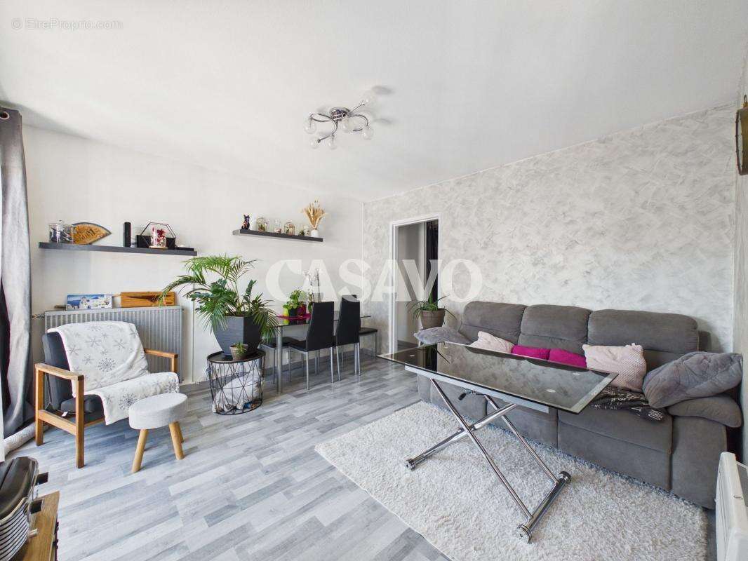 Appartement à SAINT-OUEN-L'AUMONE