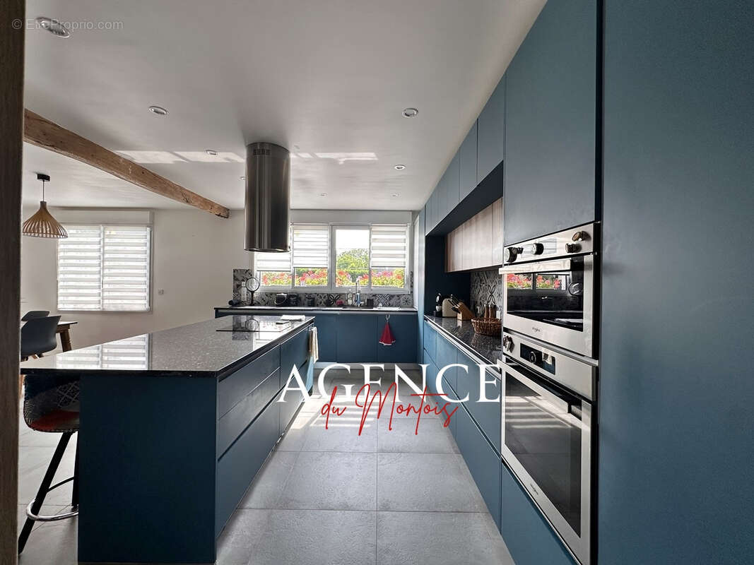 Maison à DONNEMARIE-DONTILLY