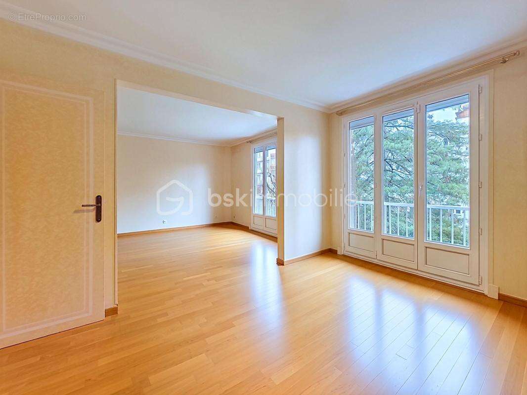 Appartement à ROSNY-SOUS-BOIS