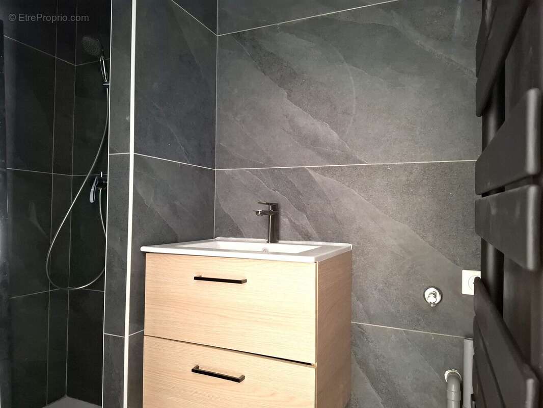 Appartement à AIX-LES-BAINS