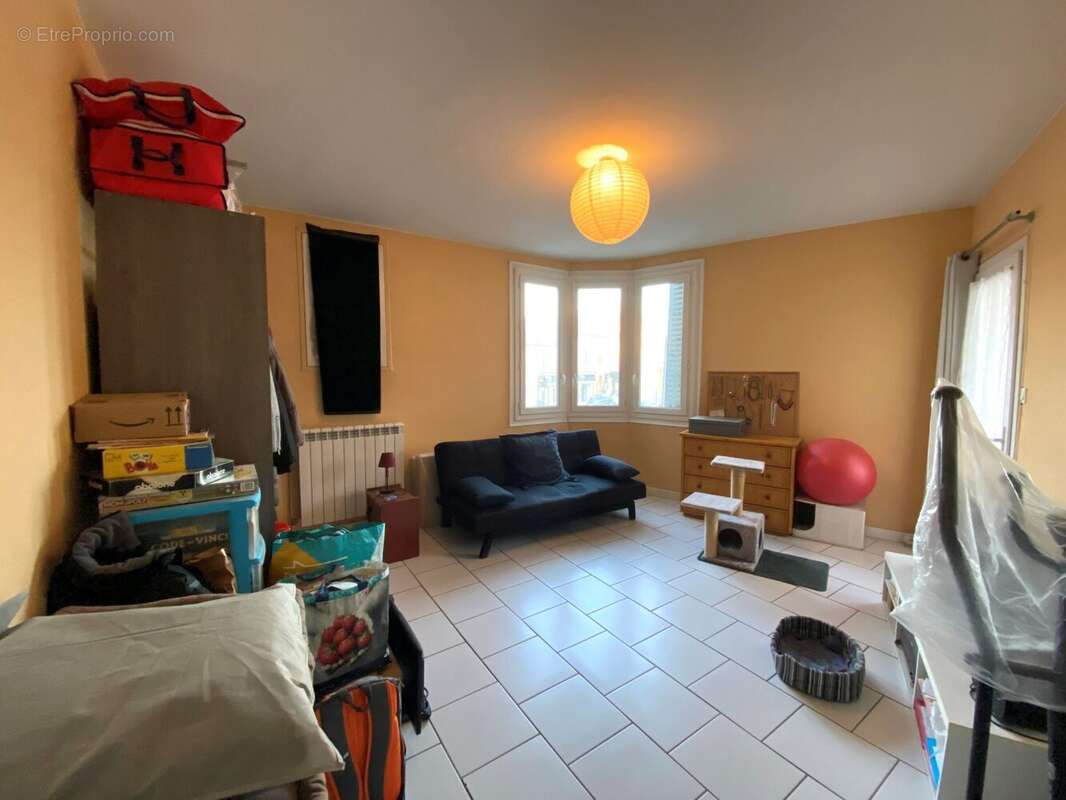 Appartement à ROMANS-SUR-ISERE