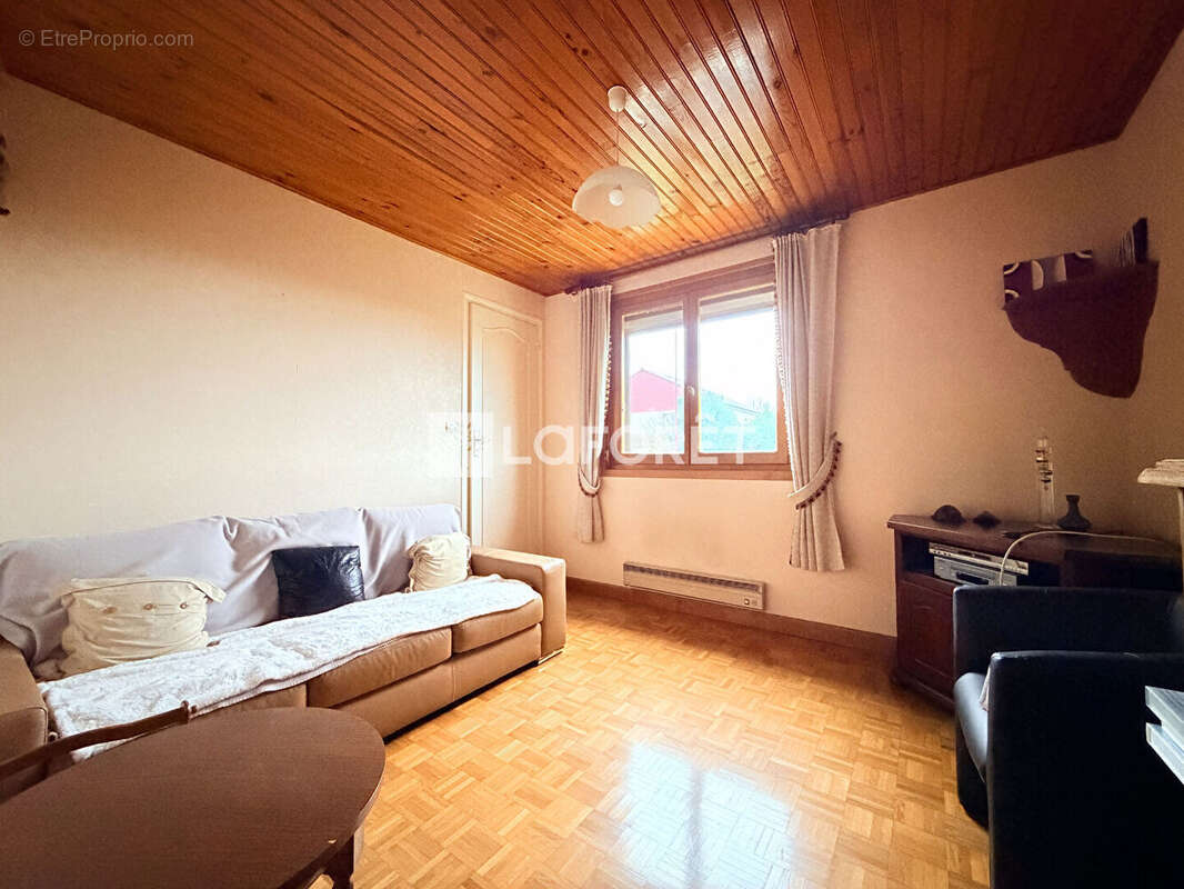 Maison à SAINTE-MENEHOULD