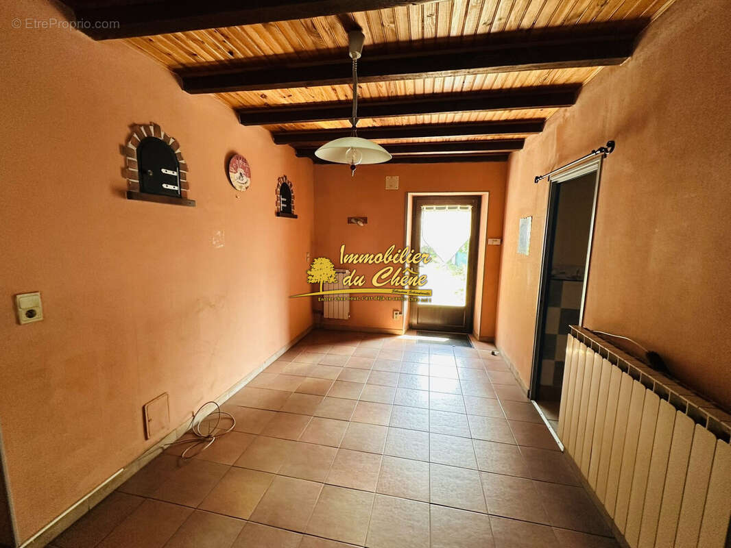 Maison 130 m² à Fontaine-Les-Luxeuil  - photo 5