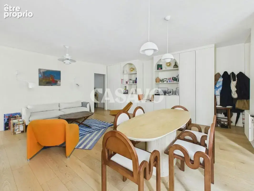 Vente Appartement 4 pièces de 65m² - 75010 Paris - photo 4
