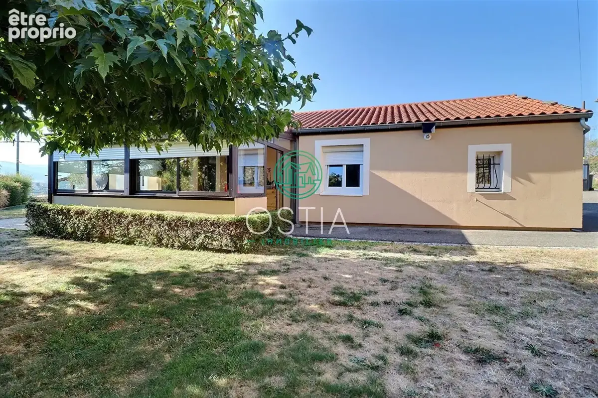 Maison à GENILAC